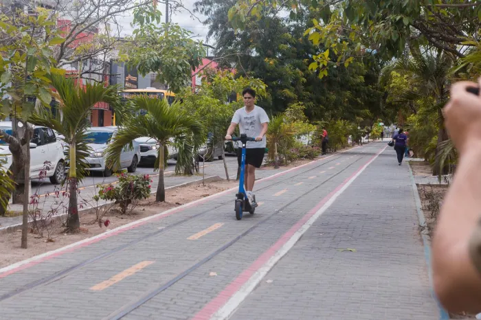 ‪‬Parceria entre prefeitura e Virtron torna Caruaru a primeira cidade do interior do Nordeste com patinetes elétricos