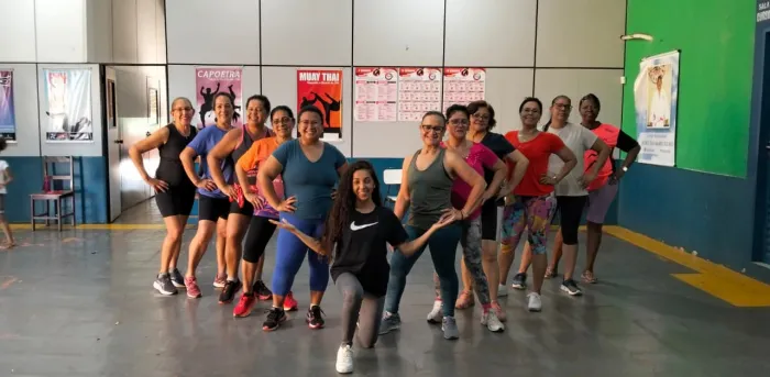 Ritmos: projeto gratuito de dança une moradores no Mape 