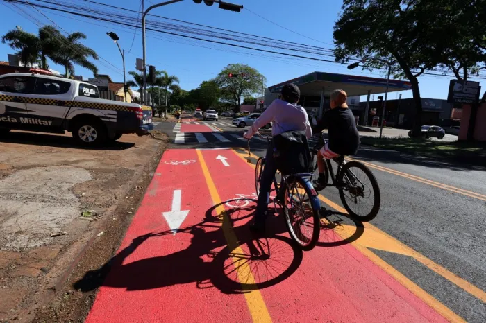 Respeito aos ciclistas na condução de veículo automotor será uma das ações da Semana Nacional do Trânsito em Dourados. Foto: A. Frota