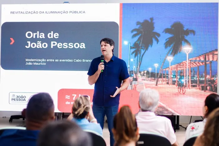 Leo Bezerra autoriza implementação da nova iluminação da Orla Marítima, mais tecnológica, econômica e eficiente