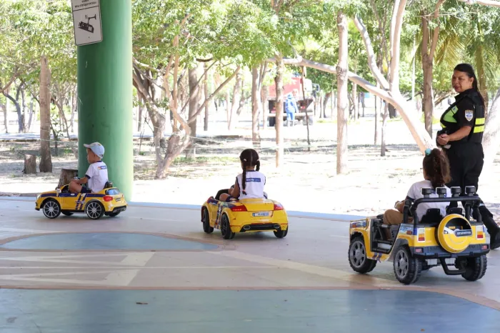 Prefeitura de Petrolina promove ações educativas para conscientizar sobre segurança no trânsito