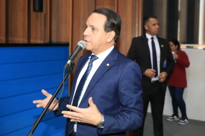 Projeto de Coronel David avança e quer deixar lei contra fidelização à vista do consumidor