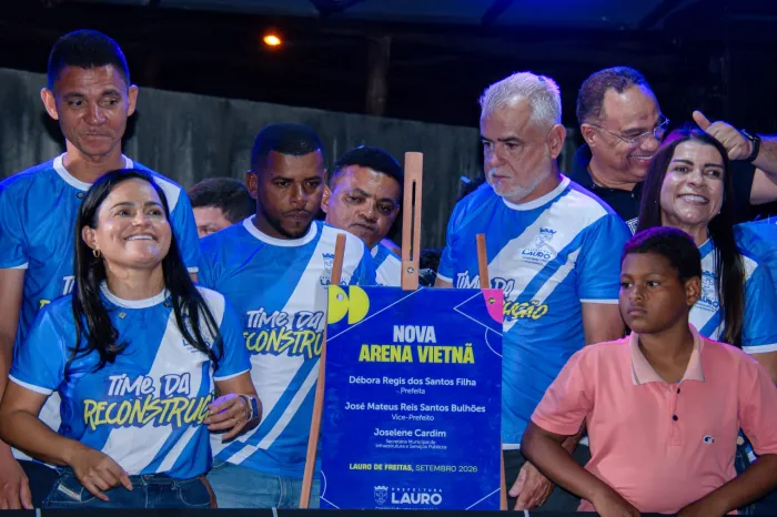 16/9/2026 - Prefeita Débora Regis entrega nova Arena Vietnã com 1º campo público de grama sintética do município