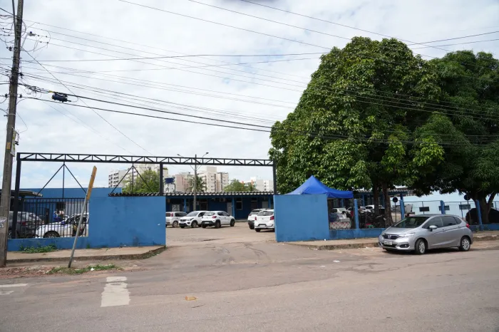 Os pacientes que já estavam na unidade estão sendo atendidos conforme as condições disponíveis
