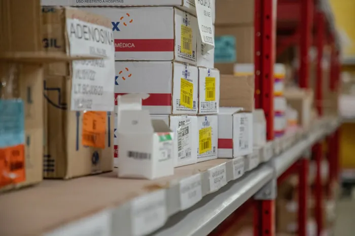 Medida facilita o acesso a medicamentos e evita consultas desnecessárias para transcrição de receitas particulares