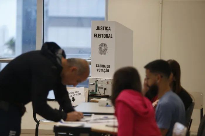Essa imunidade eleitoral tem o objetivo de evitar prisões ou constrangimentos realizados por motivações políticas - Foto: Foto: Paulo Pinto / Agência Brasil