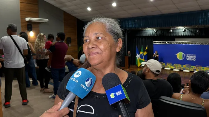Fausta Cabral comemorou a entrega do título definitivo após anos de espera