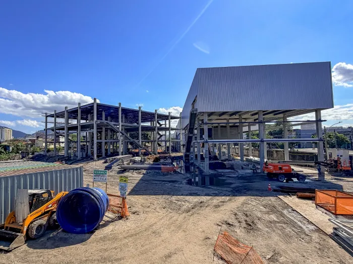 Obras da Fábrica do Samba Rosa Magalhães seguem na região da antiga Estação Leopoldina