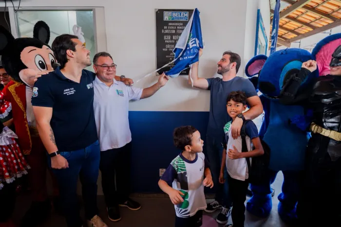 Prefeitura entrega a nova Escola Florestan Fernandes ao Benguí