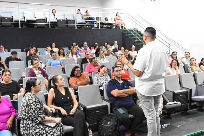 Cuiabá capacita 130 professores para combater defasagem na rede municipal