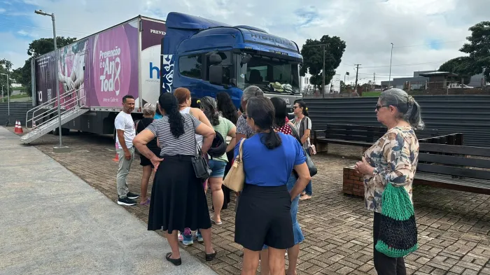 Os exames são realizados por profissionais do Hospital do Amor