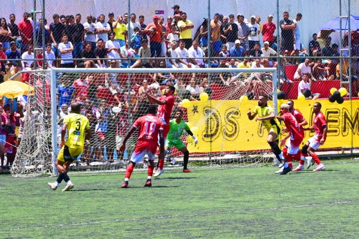 DS Academy conquista bicampeonato do Municipal com Edvaldo Flores lotado