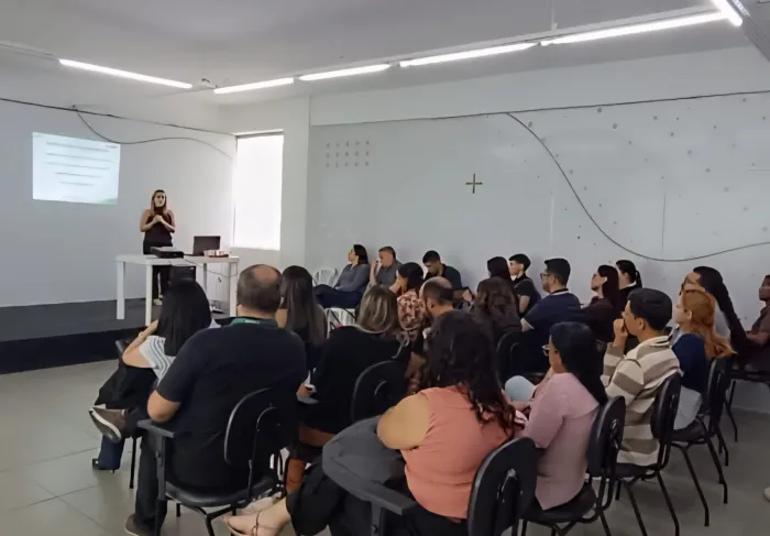 Projeto itinerante do CaruaruPrev leva educação previdenciária aos servidores municipais da Secretaria de Assistência Social e Combate à Fome