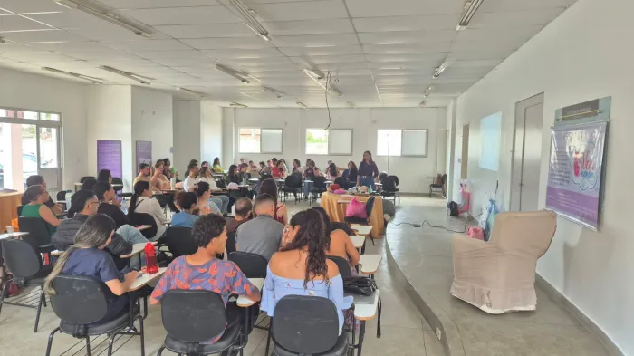Curso Vem Neném reúne gestantes e acompanhantes no Hospital Esaú Matos