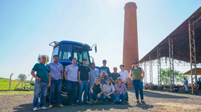 Curso capacita novos operadores de tratores agrícolas em Rio Preto