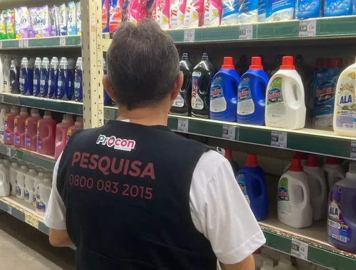 Pesquisa do Procon-JP para preços de produtos de limpeza registra variação de mais de 170% no desinfetante
