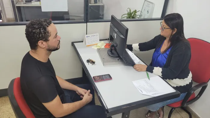 Setor de Serviços lidera alta de empregos na Capital 