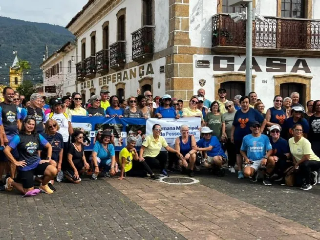 São Sebastião reúne idosos em caminhada e ações de saúde durante a Semana da Pessoa Idosa 