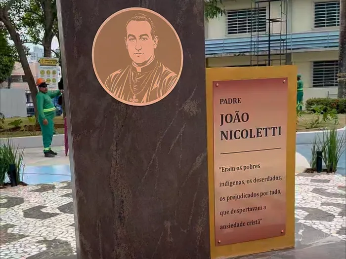 Praça João Nicoletti é revitalizada e entregue como presente pelos 112 anos de Porto Velho
