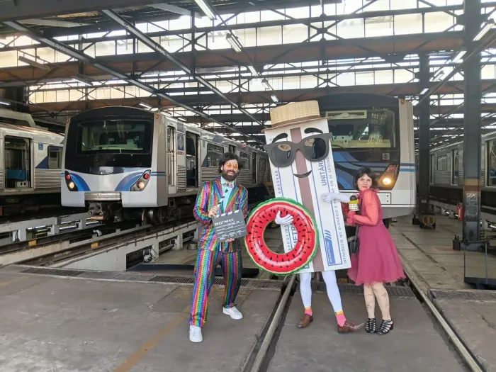 Bilhete Edmonson se despede em ação interativa com passageiros do Metrô de SP