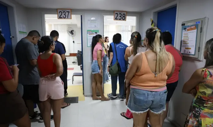 Governadores eleitos no primeiro turno têm entre 37 e 70 anos