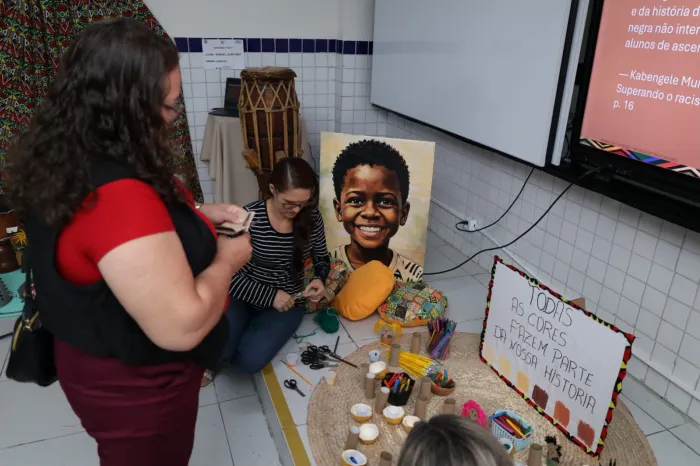 Petrolina amplia debate sobre igualdade racial com encontro voltado à educação antirracista