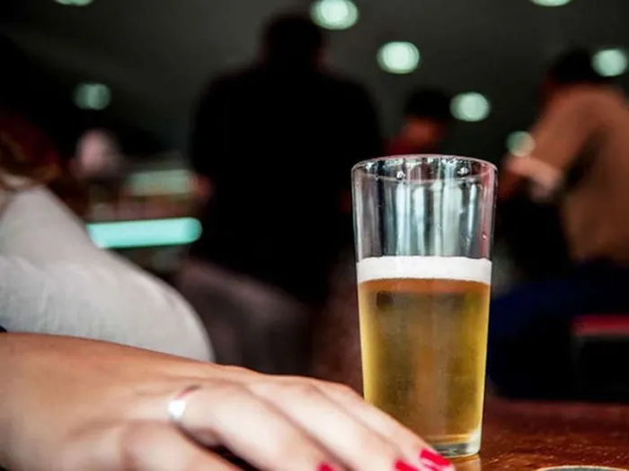 TV Assembleia: Conversa Saudável debate aumento do consumo de álcool entre mulheres