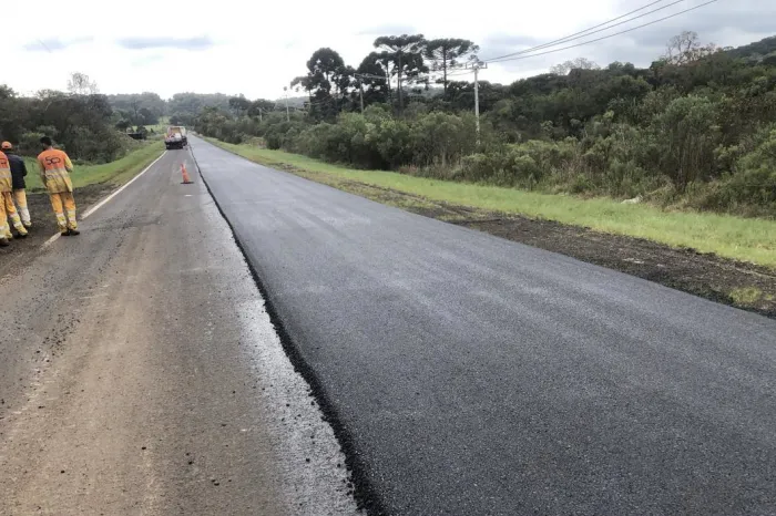 PR-170 opera em pare-e-siga no trecho entre Pinhão e o acesso à usina Foz do Areia