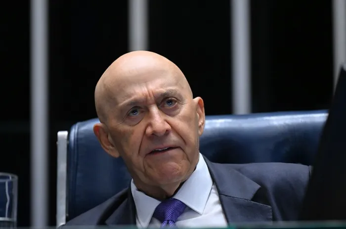 Para Confúcio, mudança de governo não pode interromper políticas públicas