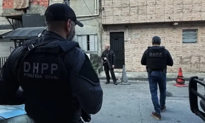 No imóvel, foram apreendidos um celular, um HD e diversos desenhos de cunho sexual produzidos pelo homem - Foto: Divulgação/Governo de São Paulo
