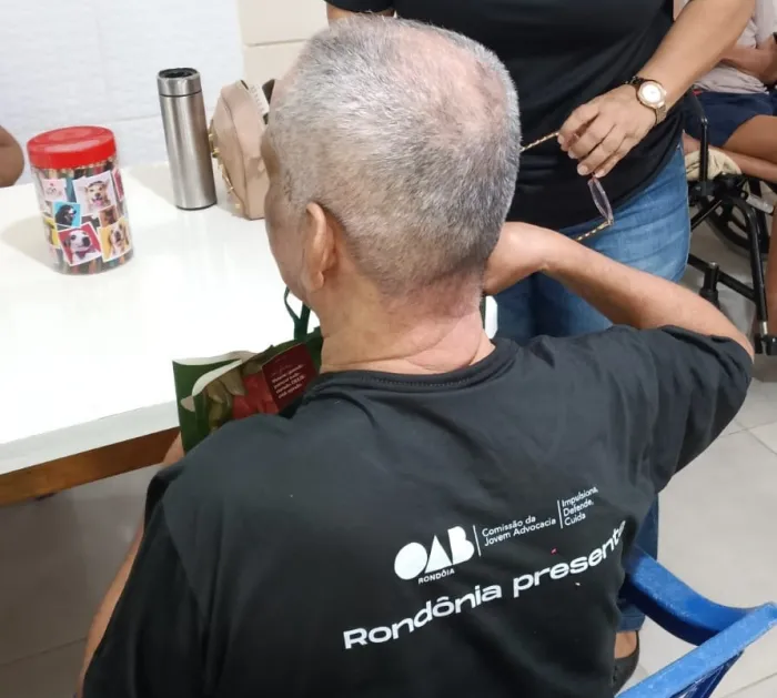 Conselho Municipal da Pessoa Idosa promove ação itinerante no Lar Leal em alusão ao Dia da Pessoa Idosa