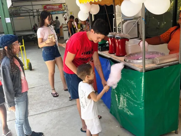 Cecaf e Shopping Terceirão celebram o Dia das Crianças com guloseimas, promoções e brindes