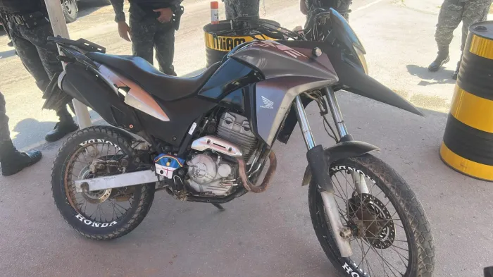 Motocicleta apreendida durante Operação Protetor das Divisas - Ascom SSP-AL