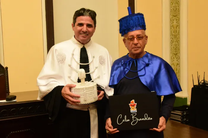 Fotógrafo e cineasta Celso Brandão recebe título de Doutor Honoris Causa da Uneal
