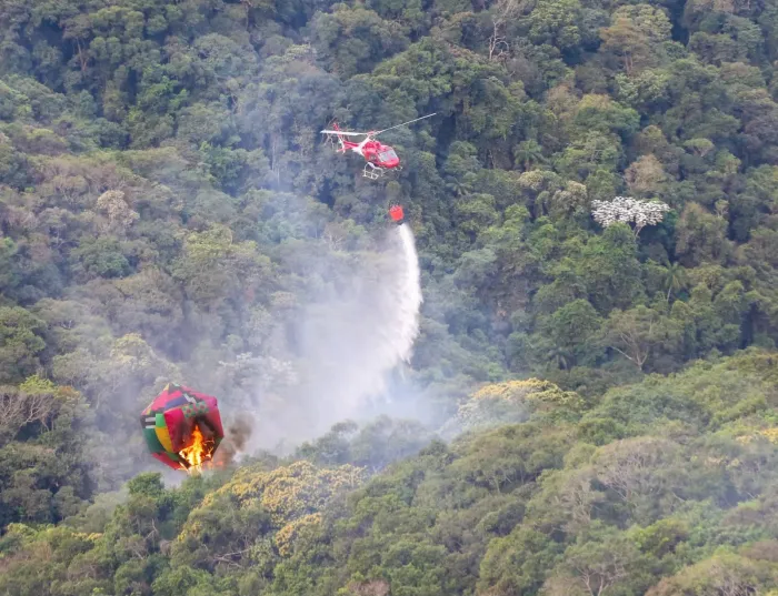 Governo de SP mobiliza força-tarefa com 30 profissionais e equipamentos especializados para apoiar no combate a incêndios no Amazonas