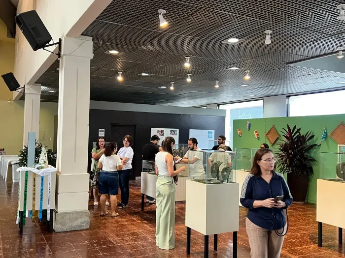 Exposição ‘Joias de Nazaré 2026’ transforma memórias do Círio em peças de arte