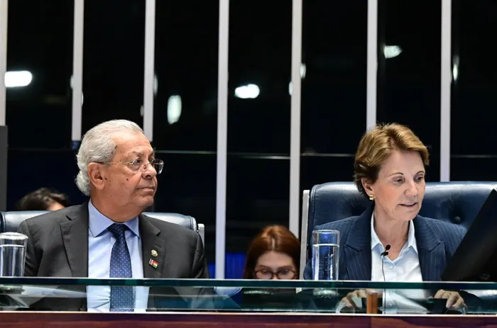 Sessão solene destaca papel do Brasil na produção mundial de alimentos