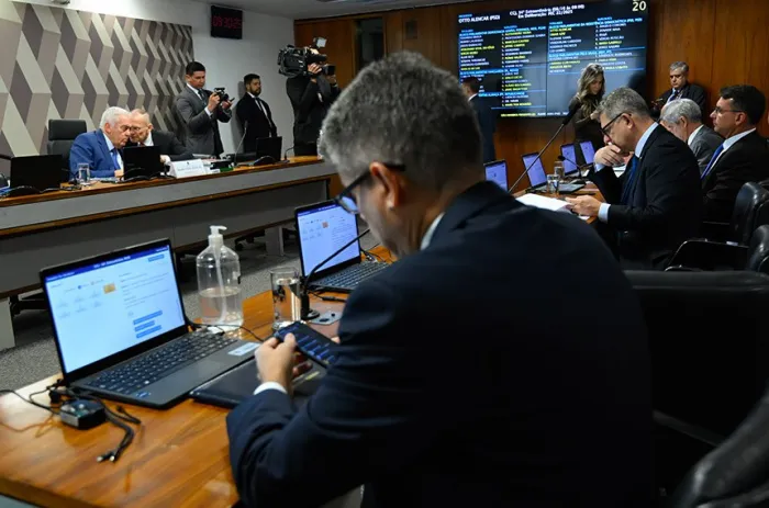 A Comissão de Constituição e Justiça tem na pauta a PEC da Segurança Pública - Foto: Andressa Anholete/Agência Senado