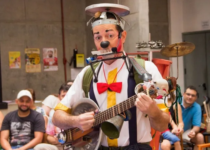 Quarto dia do AraçAlegria terá espetáculo gratuito na Praça do bairro Pinheiros