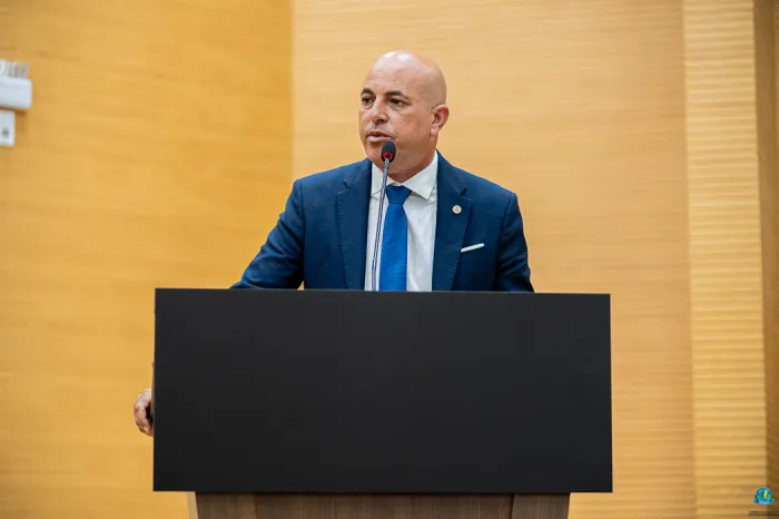  Ismael Crispin agradeceu os votos recebidos na eleição durante sessão da Alero (Thyago Lorentz I Secom ALE/RO)