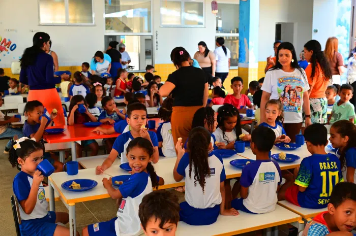 Alimentação nas creches municipais ganha novos sabores e conquista crianças sem açúcar adicionado