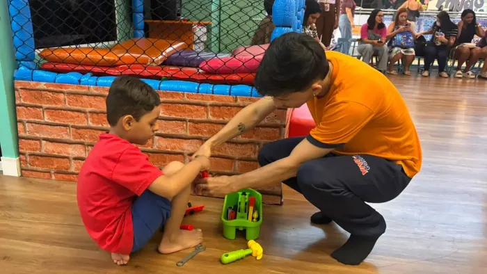 Pacientes do Hoiol celebram a Semana das Crianças em momento de diversão e acolhimento