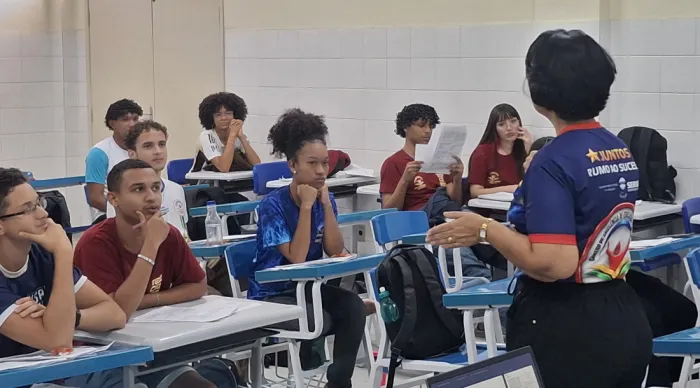 Professores da Rede Pública Estadual de Ensino inspiram e transformam a vida de alunos por meio da educação
