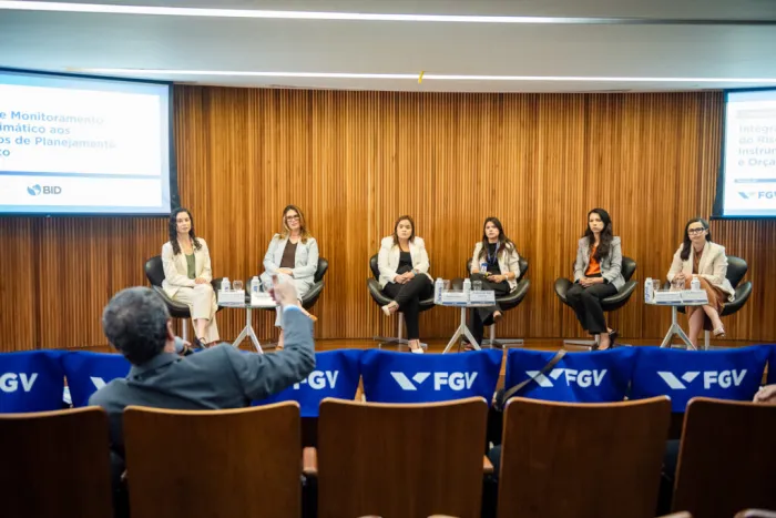Seplan apresenta experiência do Piauí na classificação de gastos climáticos em seminário da FGV no Rio de Janeiro