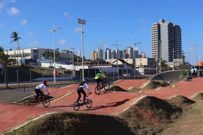 Projeto Pedal abre novas vagas gratuitas para aulas de BMX em Salvador