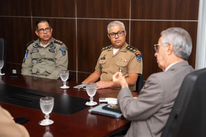 Comandante-geral da PM e presidente do TRE se reúnem para alinhar ações de segurança para o 2º turno