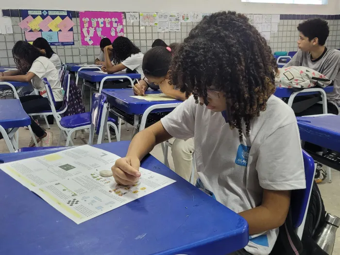 Cerca de 15 mil estudantes alagoanos participam da segunda fase da OBMEP neste sábado (17)