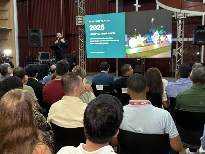 Evento natalino terá 44 dias de programação, com árvore de 40 metros e atrações para toda a família