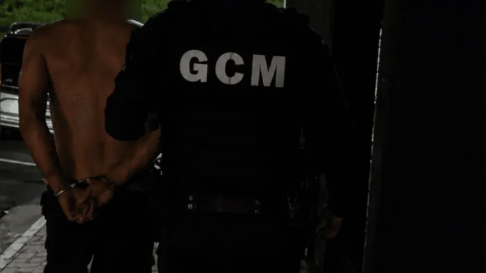 GCM prende homem após tentativa de homicídio com faca
