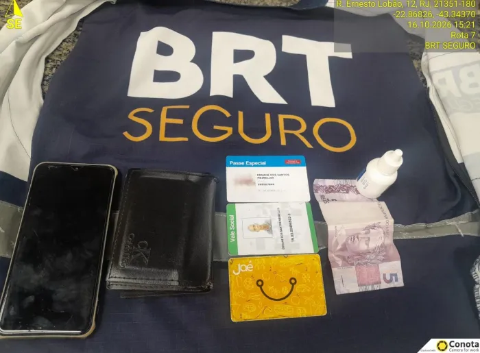 Material que foi apreendido pelos agentes do programa BRT Seguro